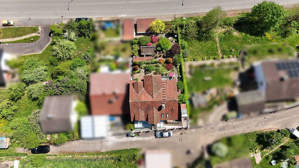 High-Angle-Shot_quer_ZENSIERT