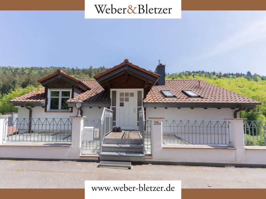 Wohnen an „der Perle des Neckartals“! Charmantes und sehr gepflegtes Zweifamilienhaus in Hirschhorn!, 69434 Hirschhorn, Zweifamilienhaus