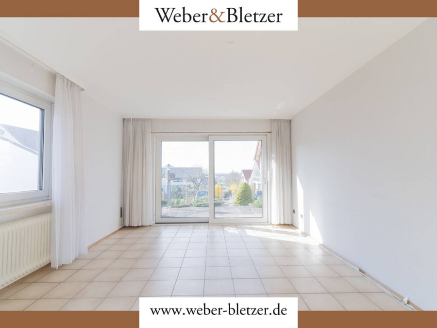 Charmantes, freistehendes Einfamilienhaus mit Blick in die Rheinebene!, 69469 Weinheim / Lützelsachsen, Einfamilienhaus