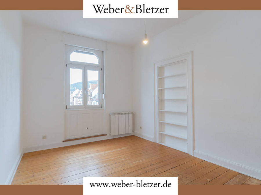 Charmante 4,5-Zimmerwohnung in bester Lage Heidelbergs, 69120 Heidelberg / Neuenheim, Etagenwohnung